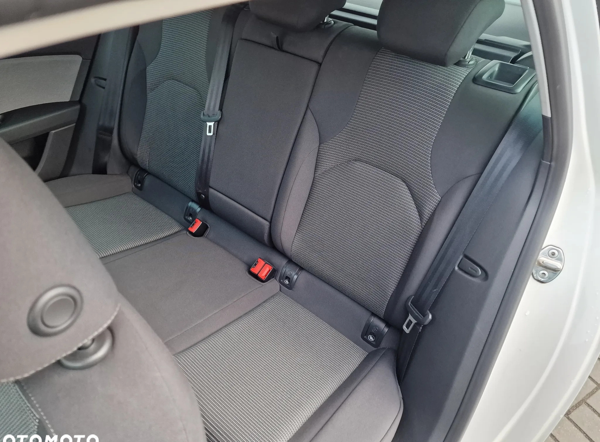 Seat Leon cena 41900 przebieg: 74000, rok produkcji 2018 z Lidzbark Warmiński małe 562
